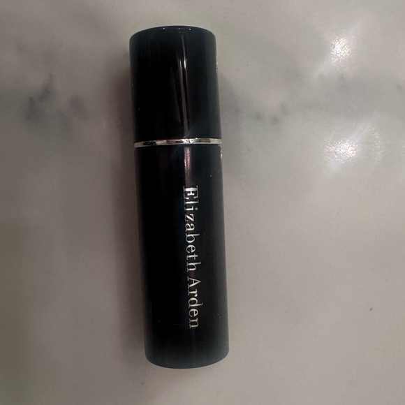 Elizabeth Arden Ruby Red LipStick  41 14 oz New - Picture 2 of 3